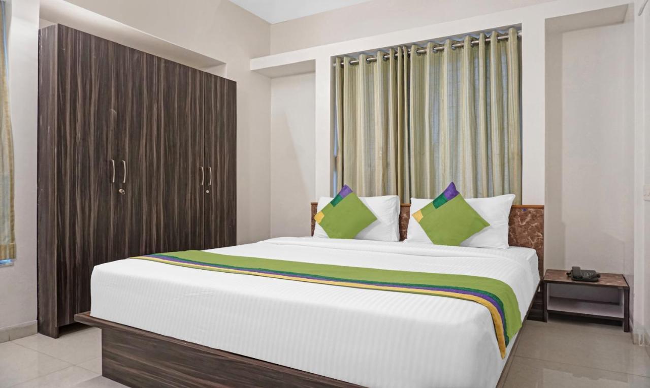 Treebo Diamond Residency - Ddpk Inn Пюн Екстериор снимка