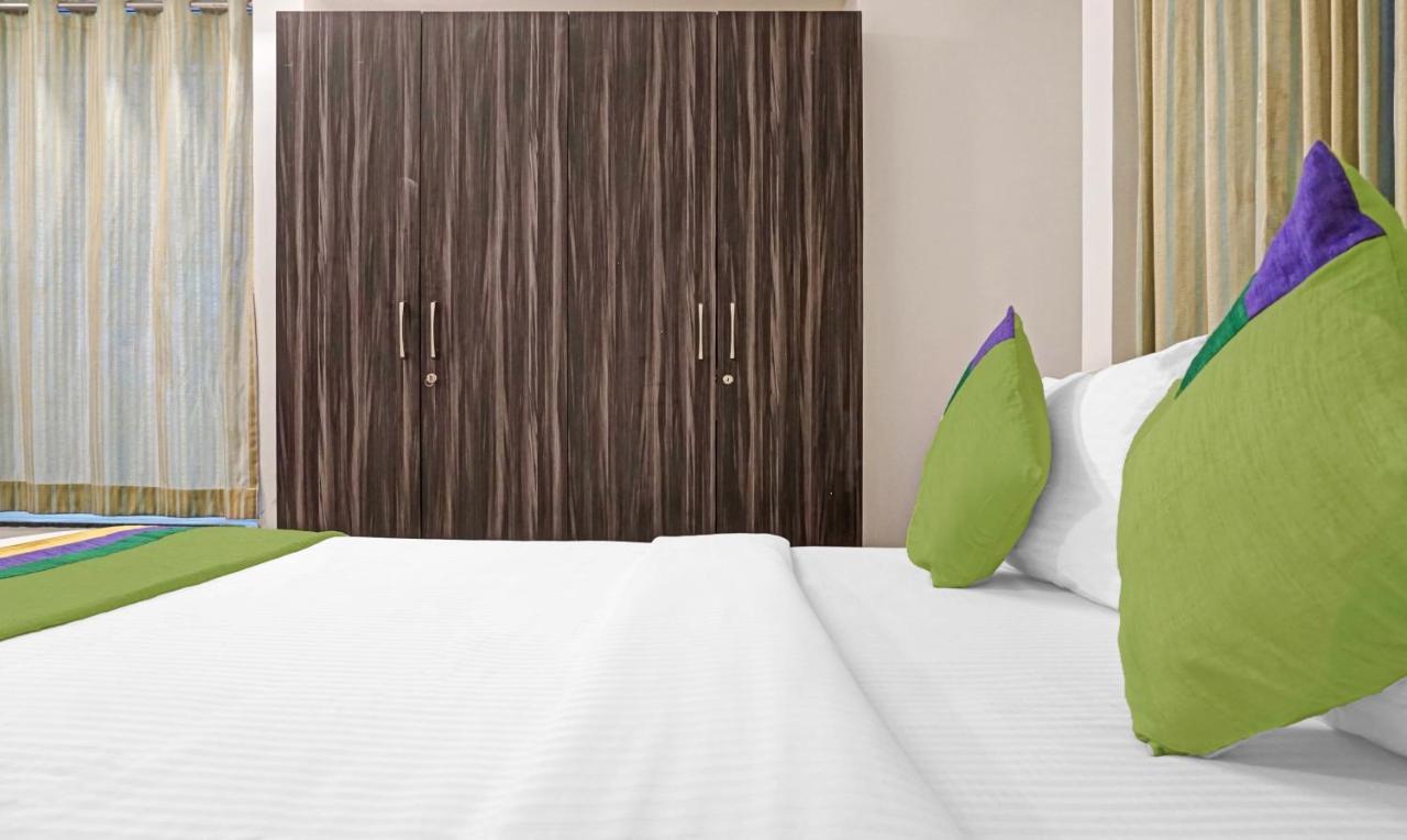 Treebo Diamond Residency - Ddpk Inn Пюн Екстериор снимка