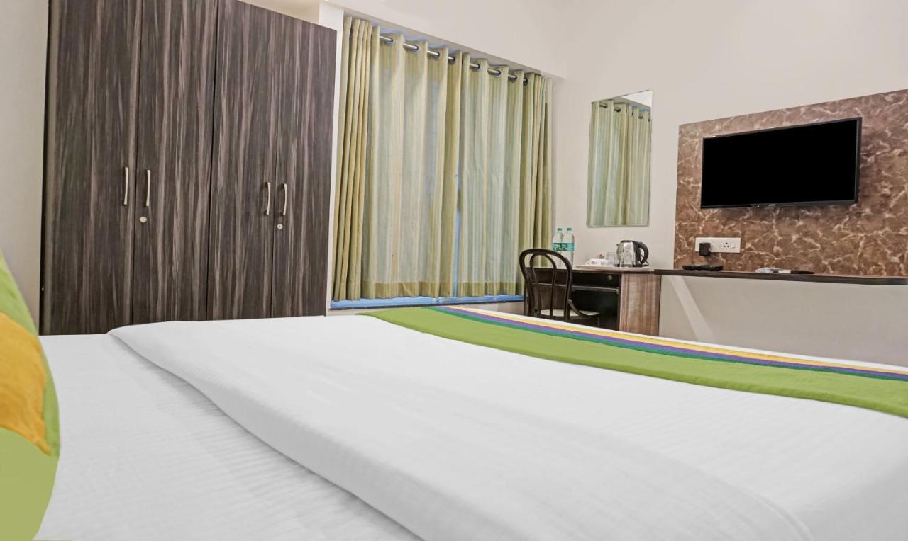 Treebo Diamond Residency - Ddpk Inn Пюн Екстериор снимка